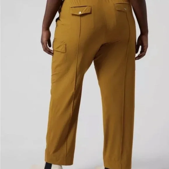 Athleta Vienna Cargo Pant Yellow Brass